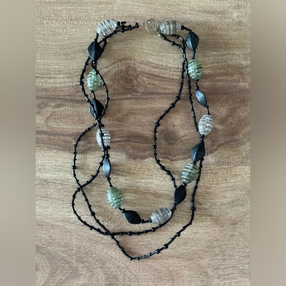 Beaded Necklace with 3 strands Black Fashion Jewelry
